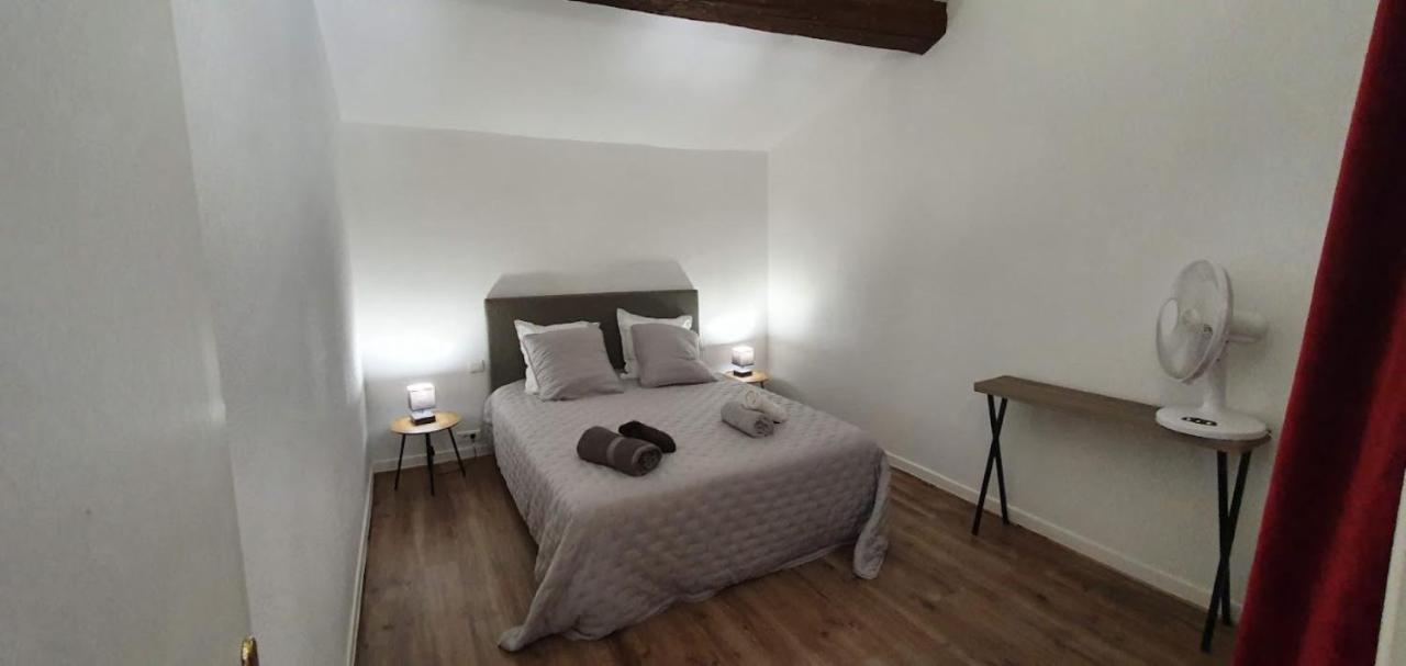 Gite De 420 Metres Carres Dans Chateau L'Ange Au Violon Jusqu'A 13 Couchages Conques-sur-Orbiel 外观 照片